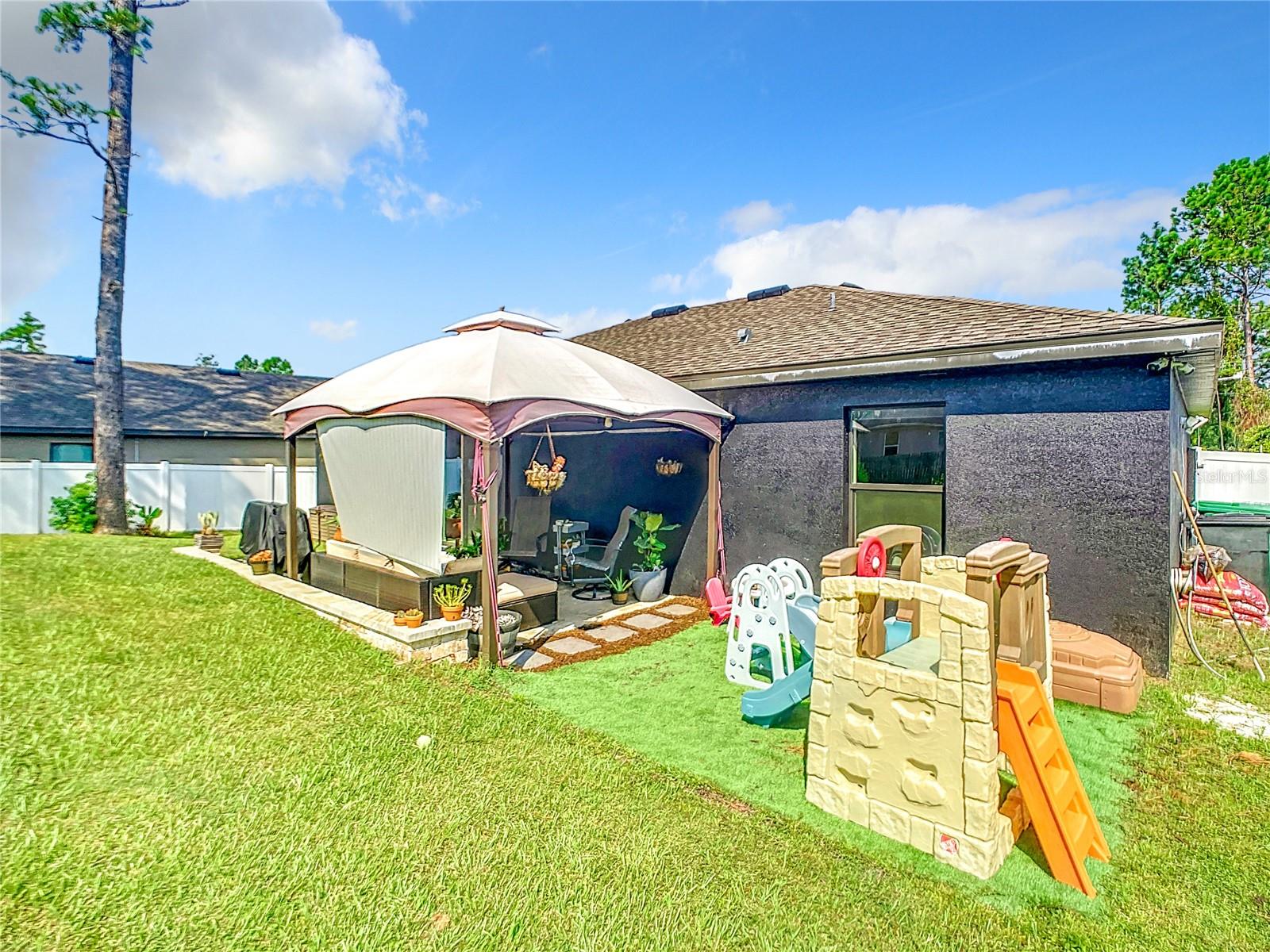 DELTONA LAKES UN 54 - Residential