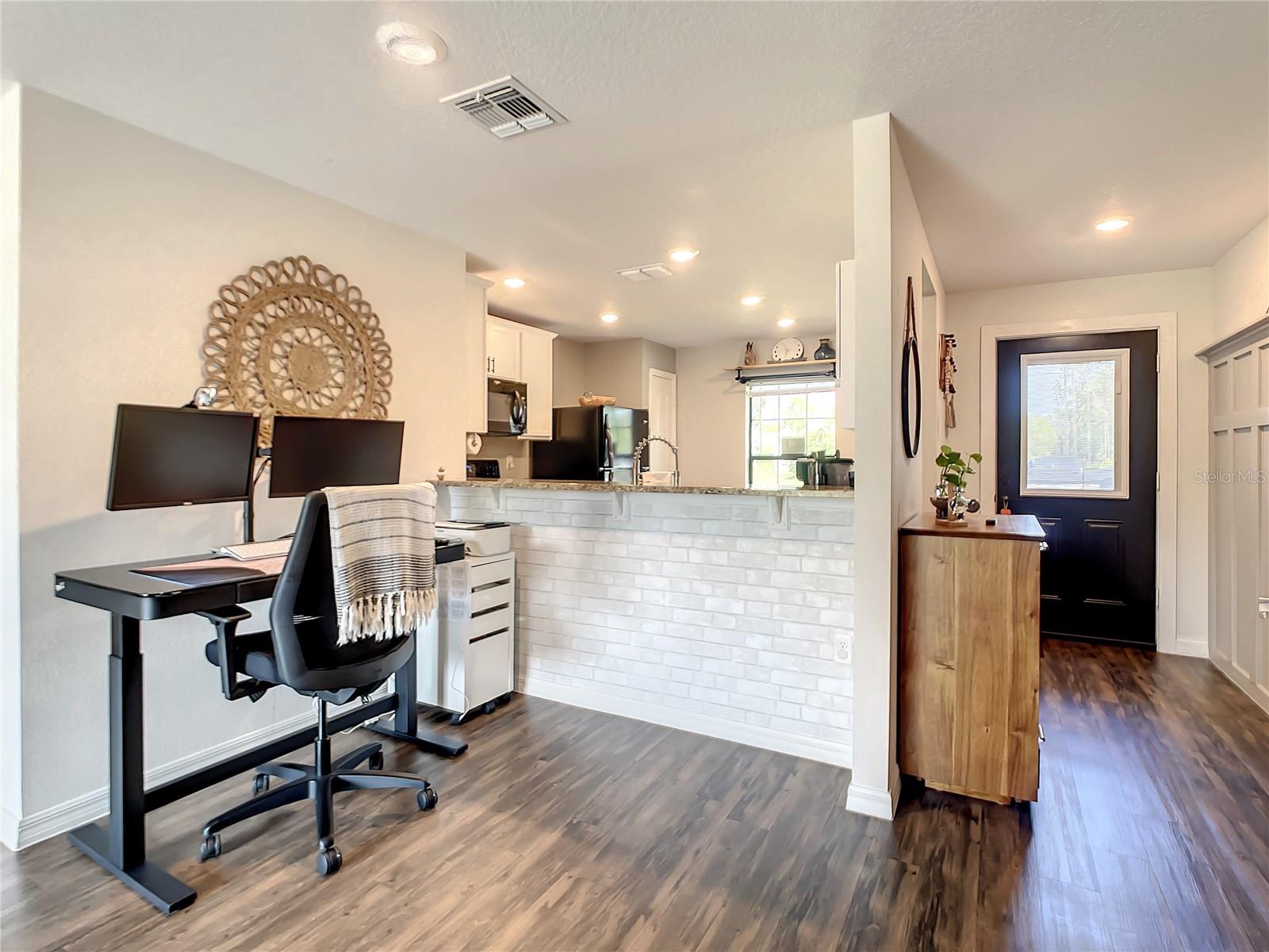 DELTONA LAKES UN 54 - Residential