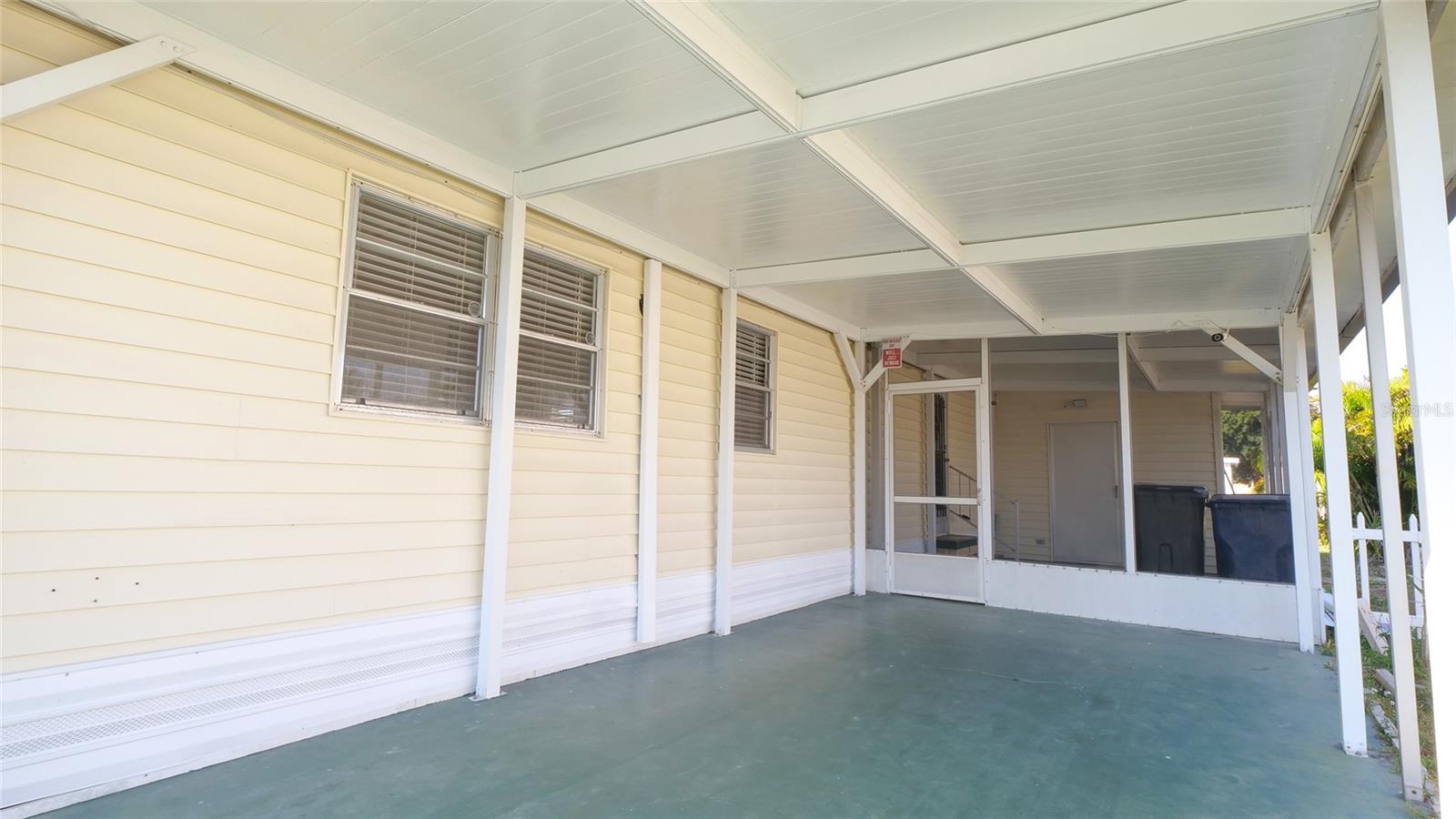 CASA LOMA MOBILEHOME SUB - Residential Lease