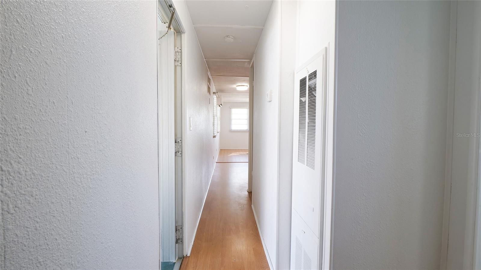 CASA LOMA MOBILEHOME SUB - Residential Lease