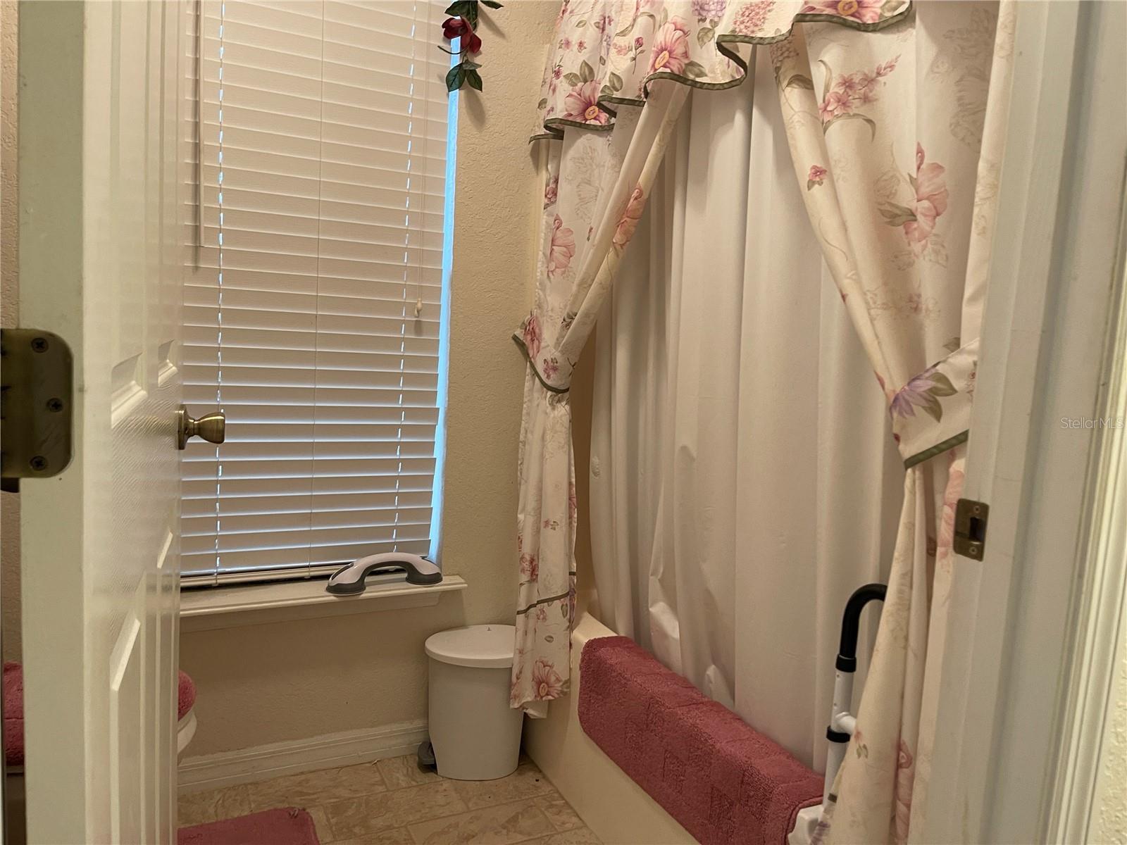 SILVER SPGS SHORES UN 18 - Residential