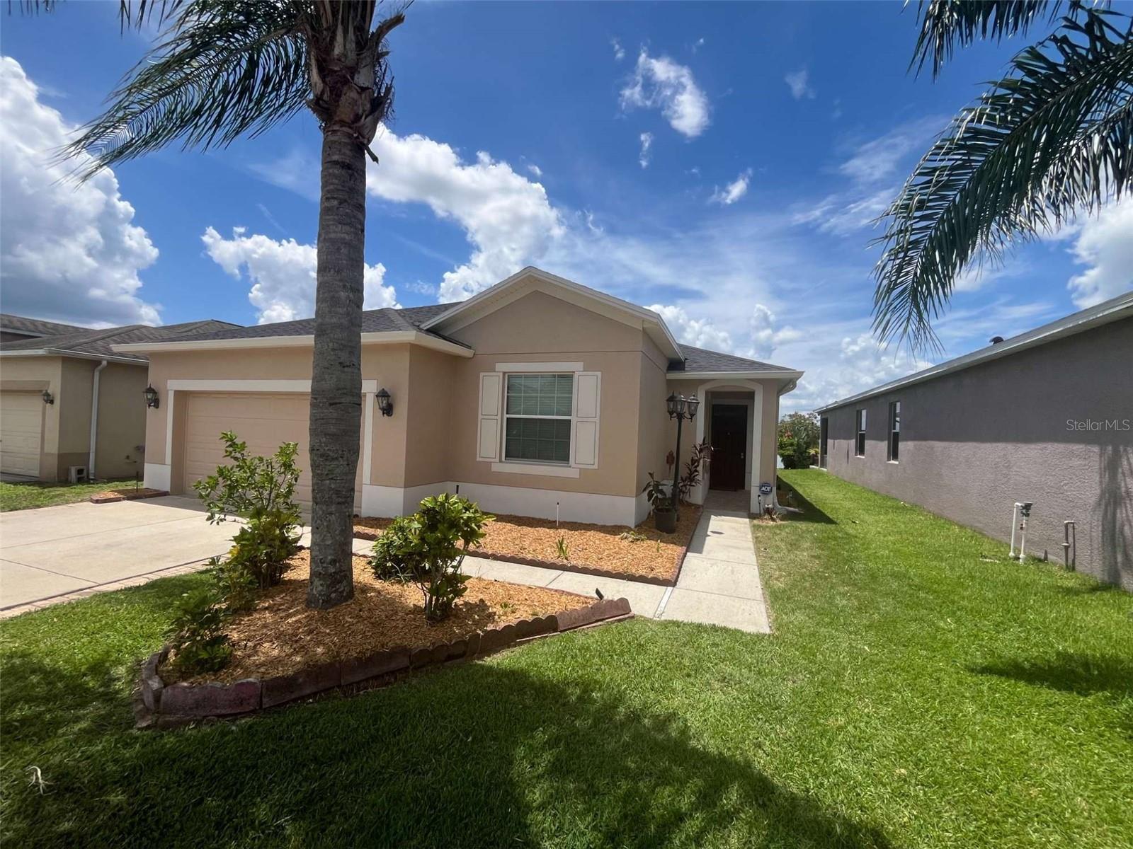 3774 HAMPTON HILLS DRIVE
