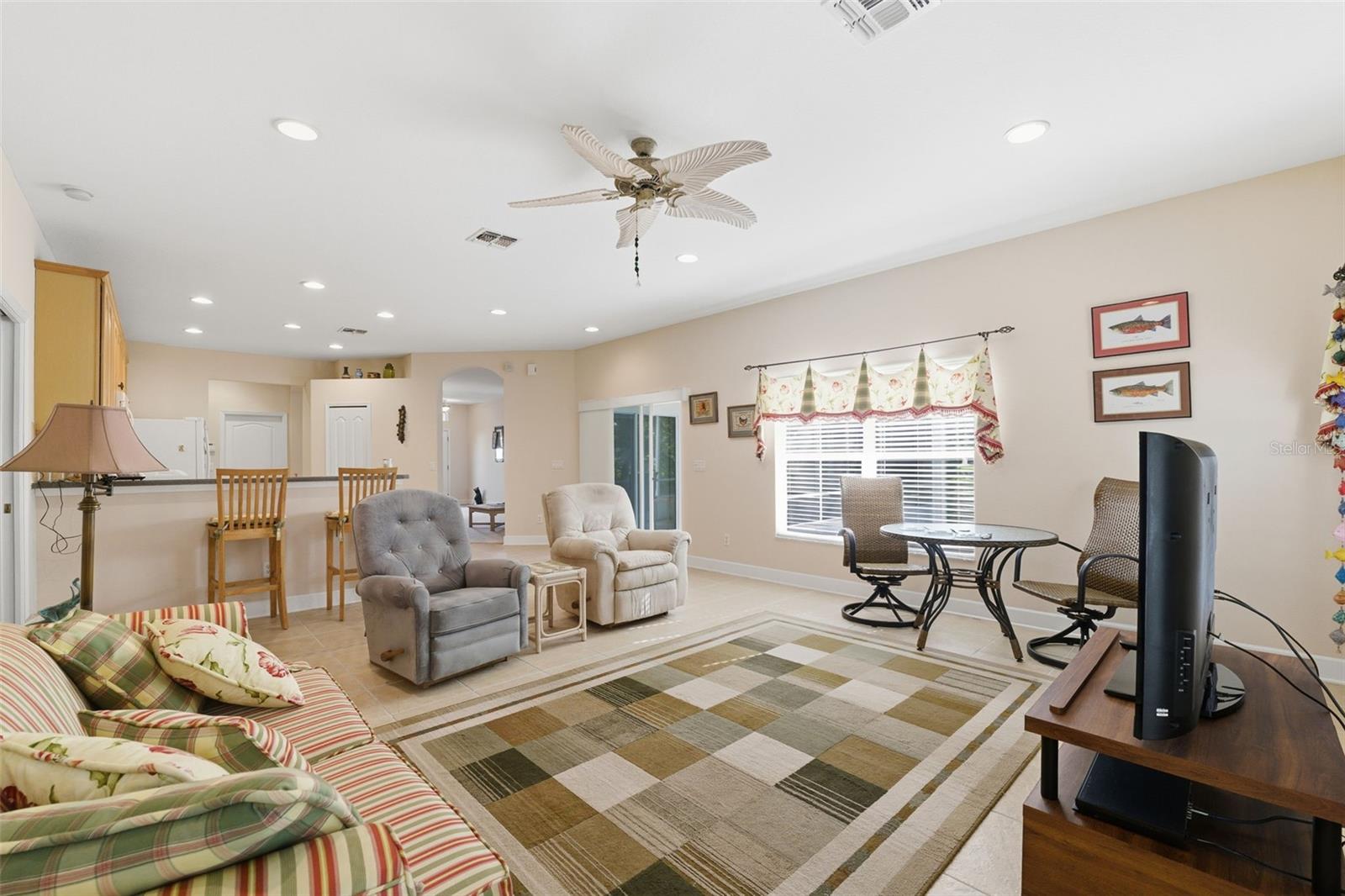 WELLINGTON AT SEVEN HILLS PH11 - Residential