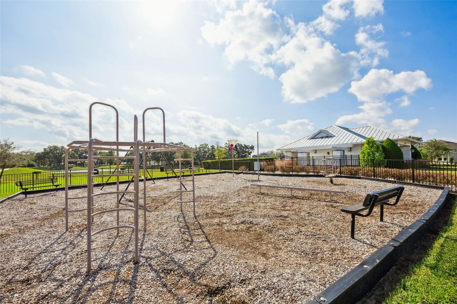 HULL ISLAND/OAKLAND PH 2 - Residential