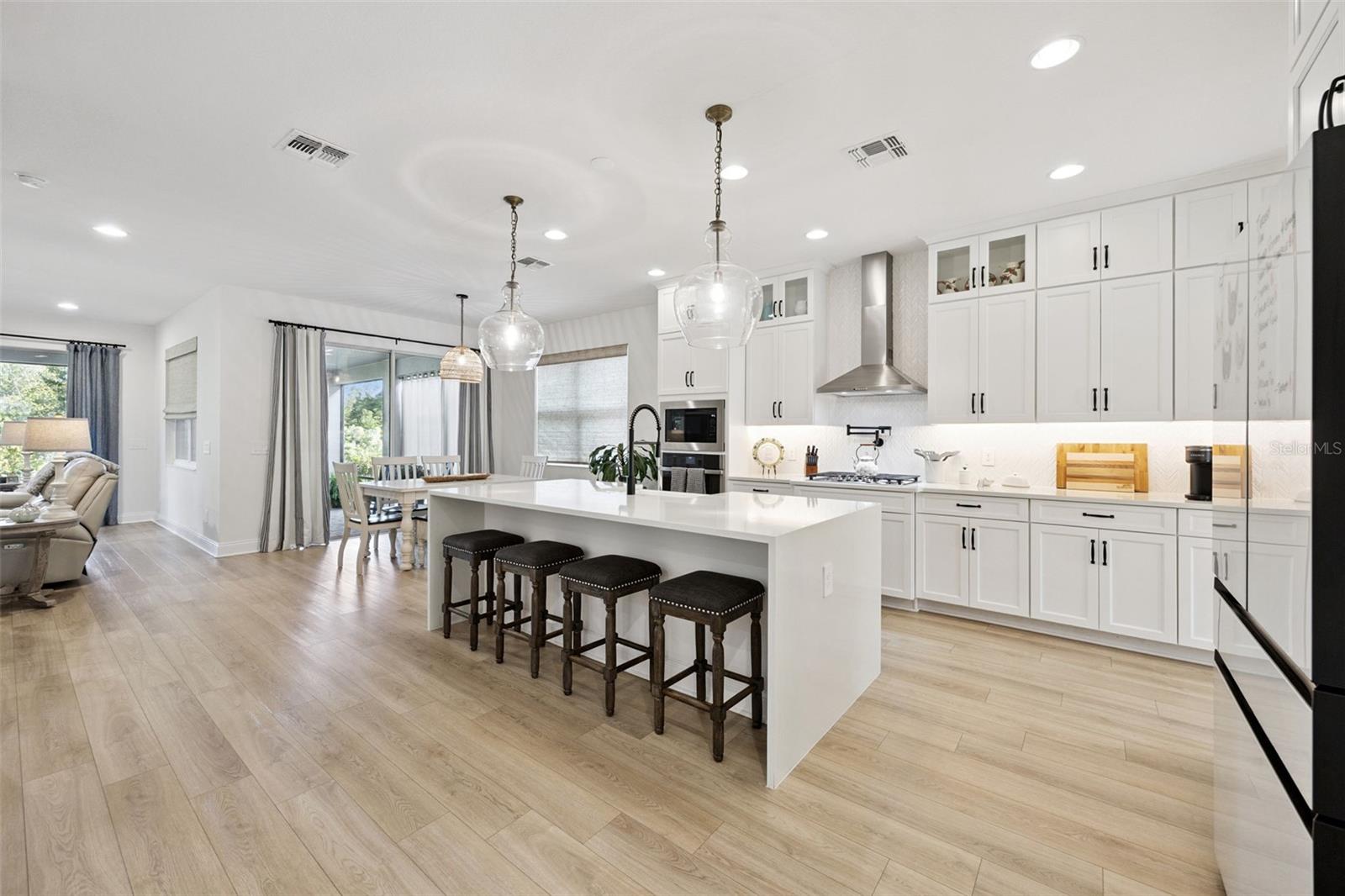 HULL ISLAND/OAKLAND PH 2 - Residential