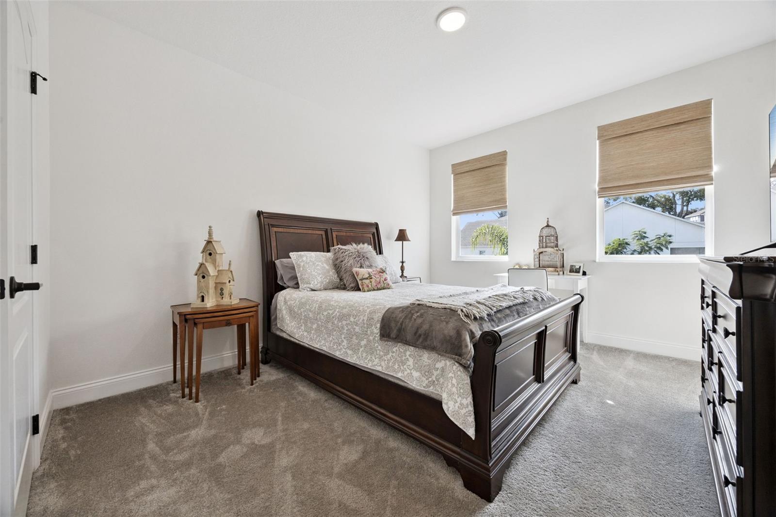 HULL ISLAND/OAKLAND PH 2 - Residential