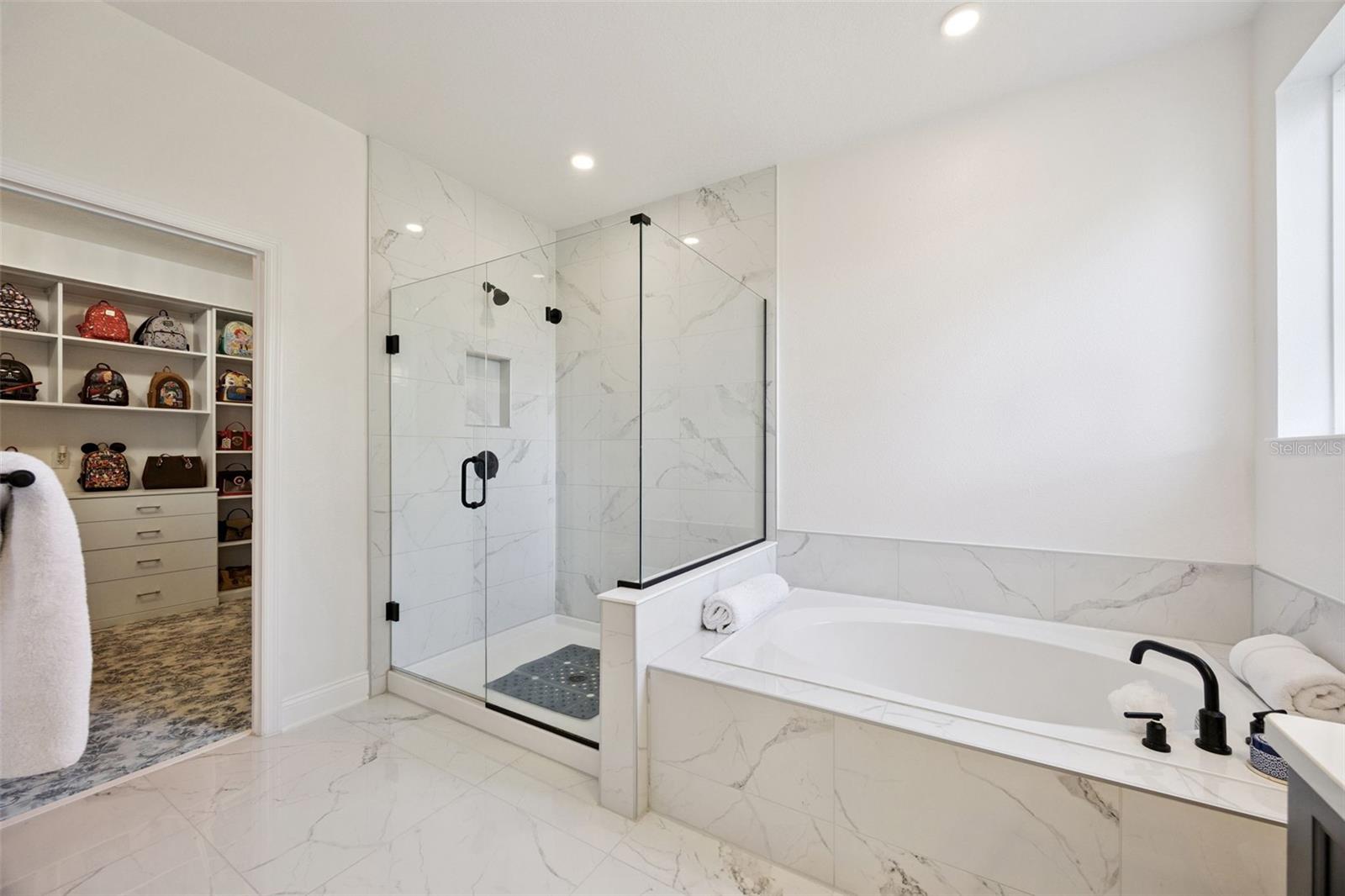 HULL ISLAND/OAKLAND PH 2 - Residential