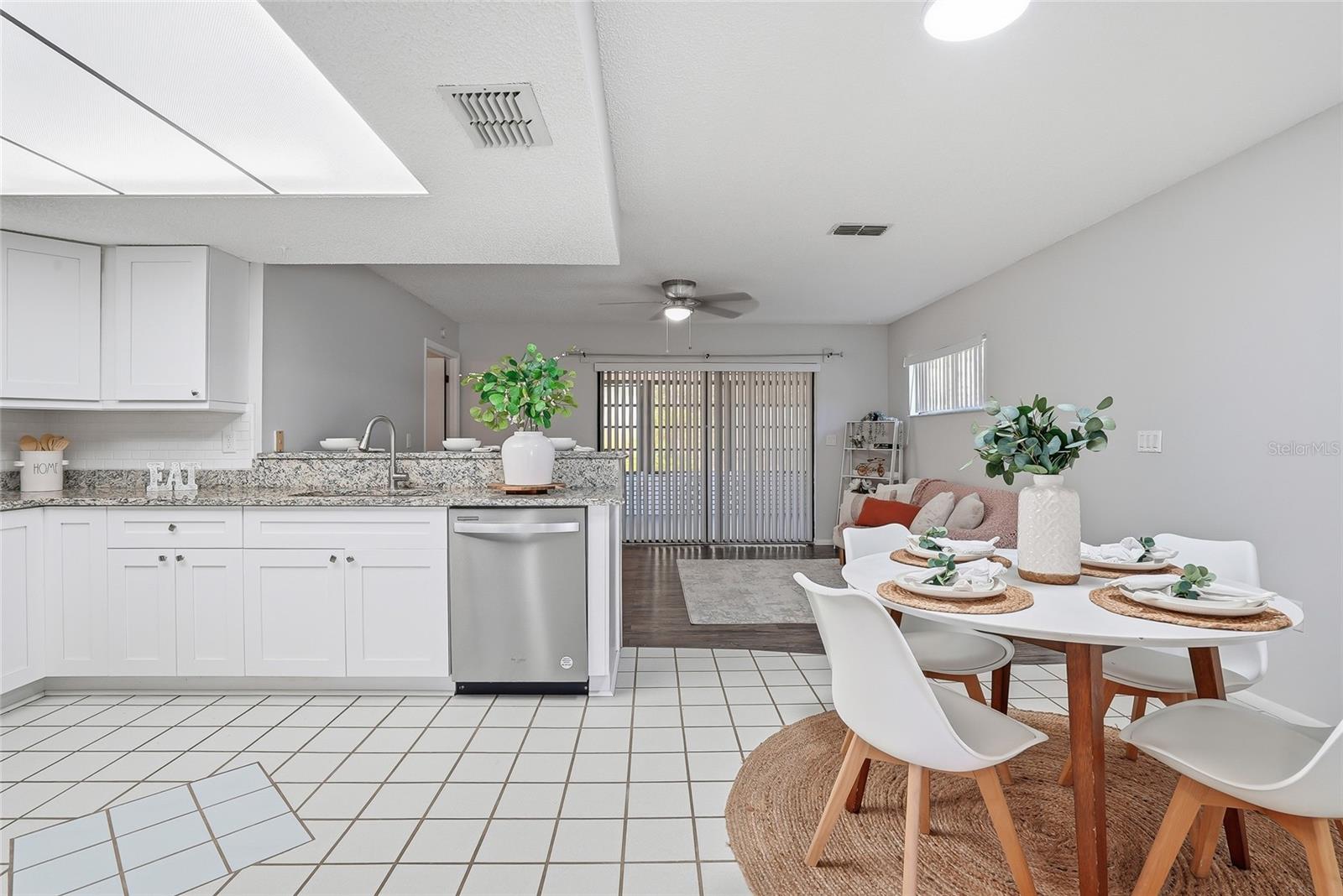 SPRING HILL - Residential