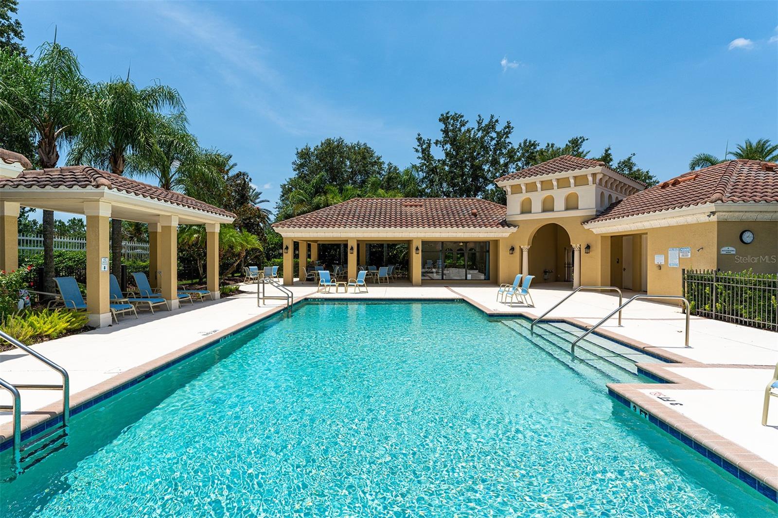 LAKEWOOD RANCH COUNTRY CLUB VILLAGE AA 1&2 - Residential Lease