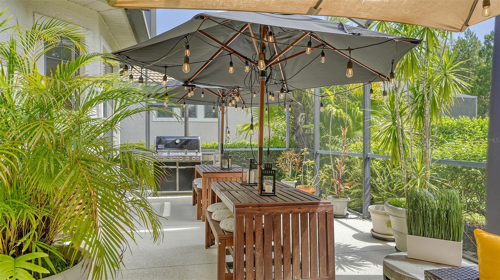 LAKEWOOD RANCH COUNTRY CLUB VILLAGE AA 1&2 - Residential Lease