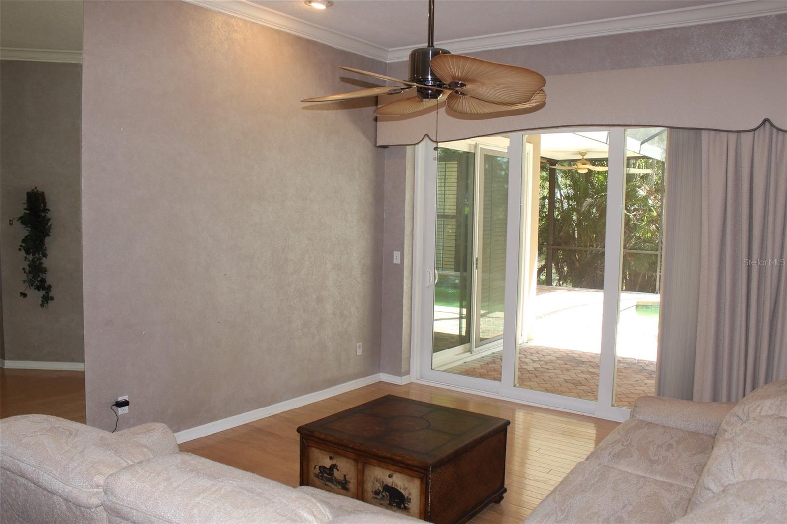 HUNTINGTON TRACE - Residential