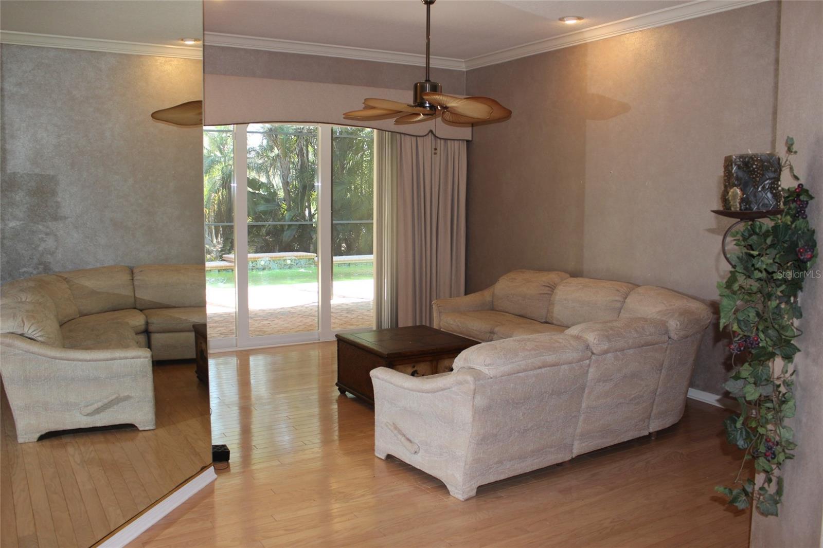 HUNTINGTON TRACE - Residential