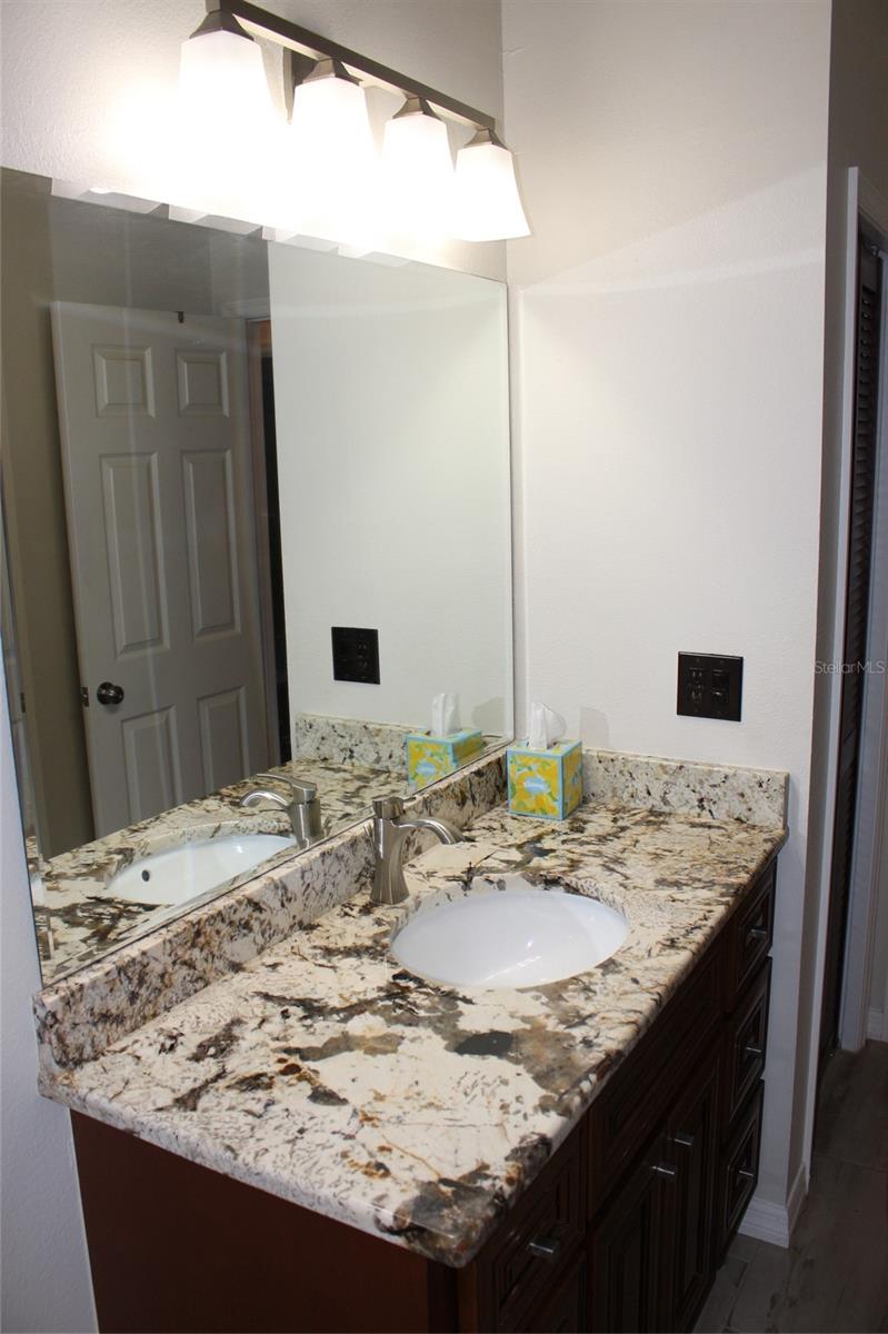 HUNTINGTON TRACE - Residential