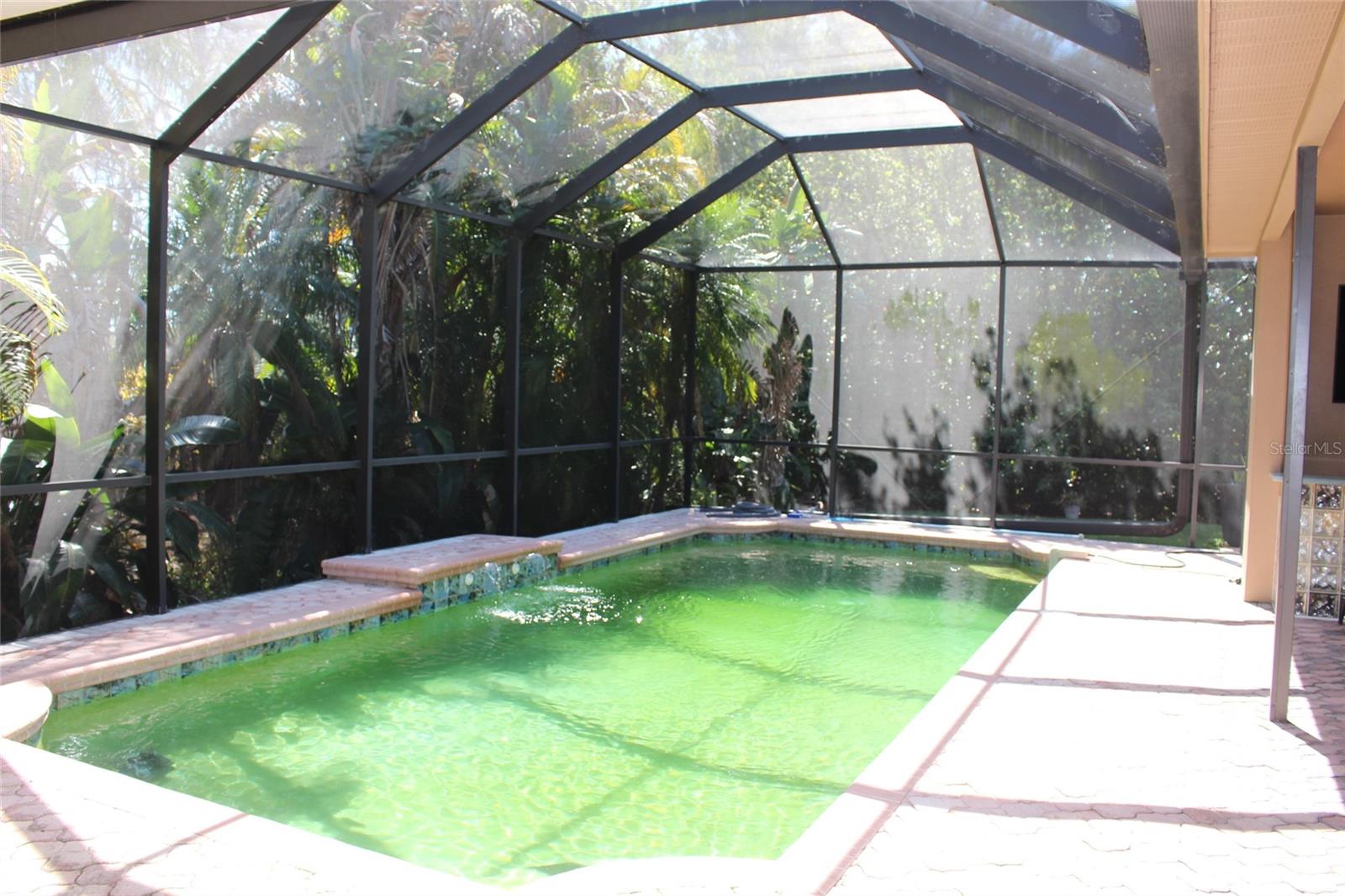 HUNTINGTON TRACE - Residential