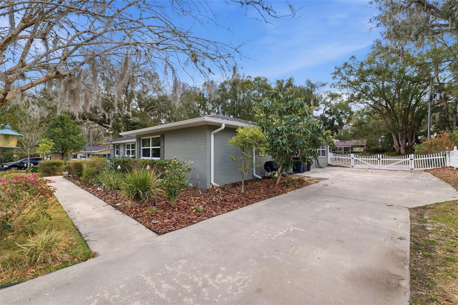 BELL TERRACE - Residential