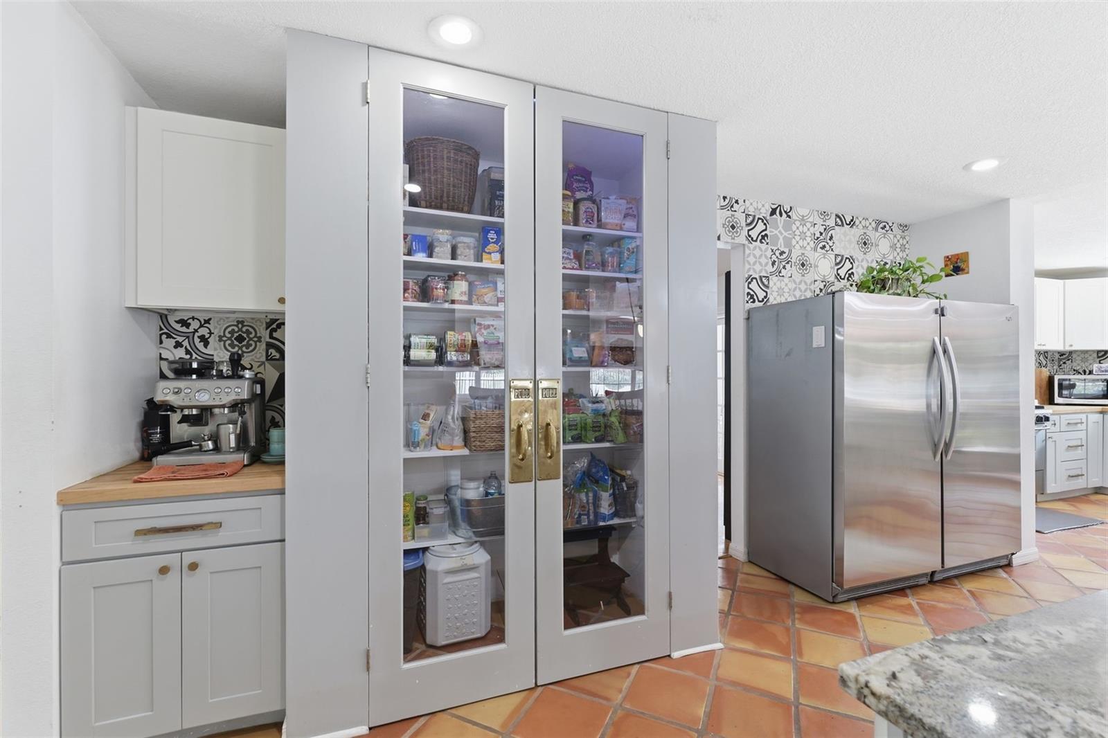 BELL TERRACE - Residential