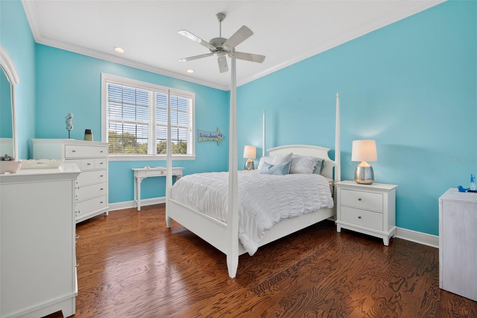 BELLEAIR ESTATES - Residential
