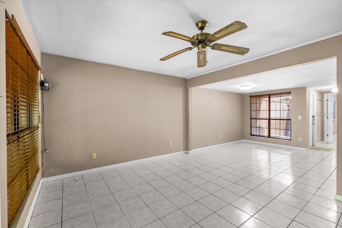 ROCKWOOD VILLAS - Residential