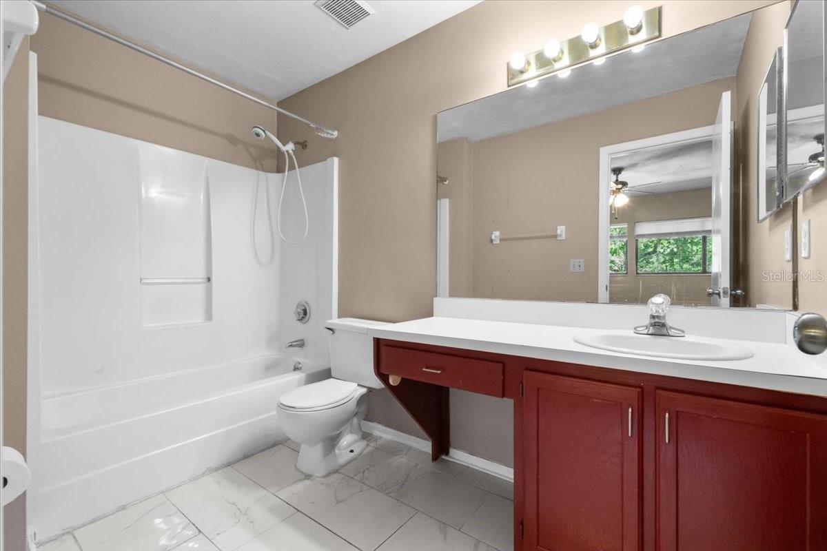 ROCKWOOD VILLAS - Residential