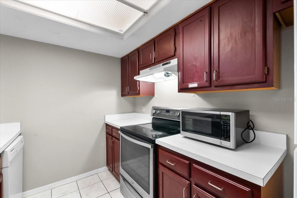 ROCKWOOD VILLAS - Residential