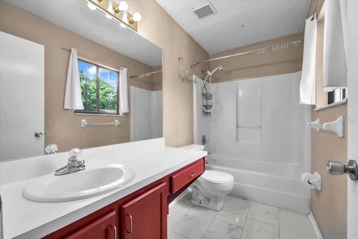 ROCKWOOD VILLAS - Residential