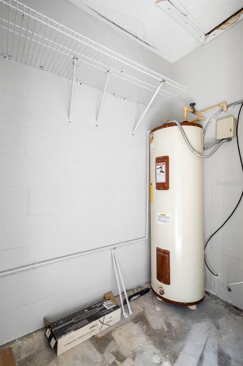 COUNTRYSIDE KEY - Residential