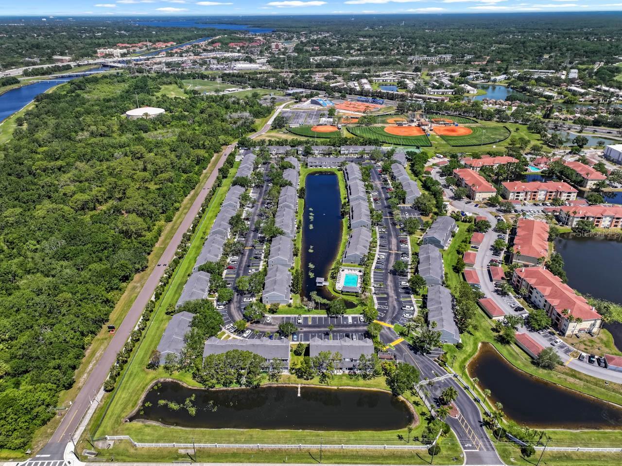 COUNTRYSIDE KEY - Residential