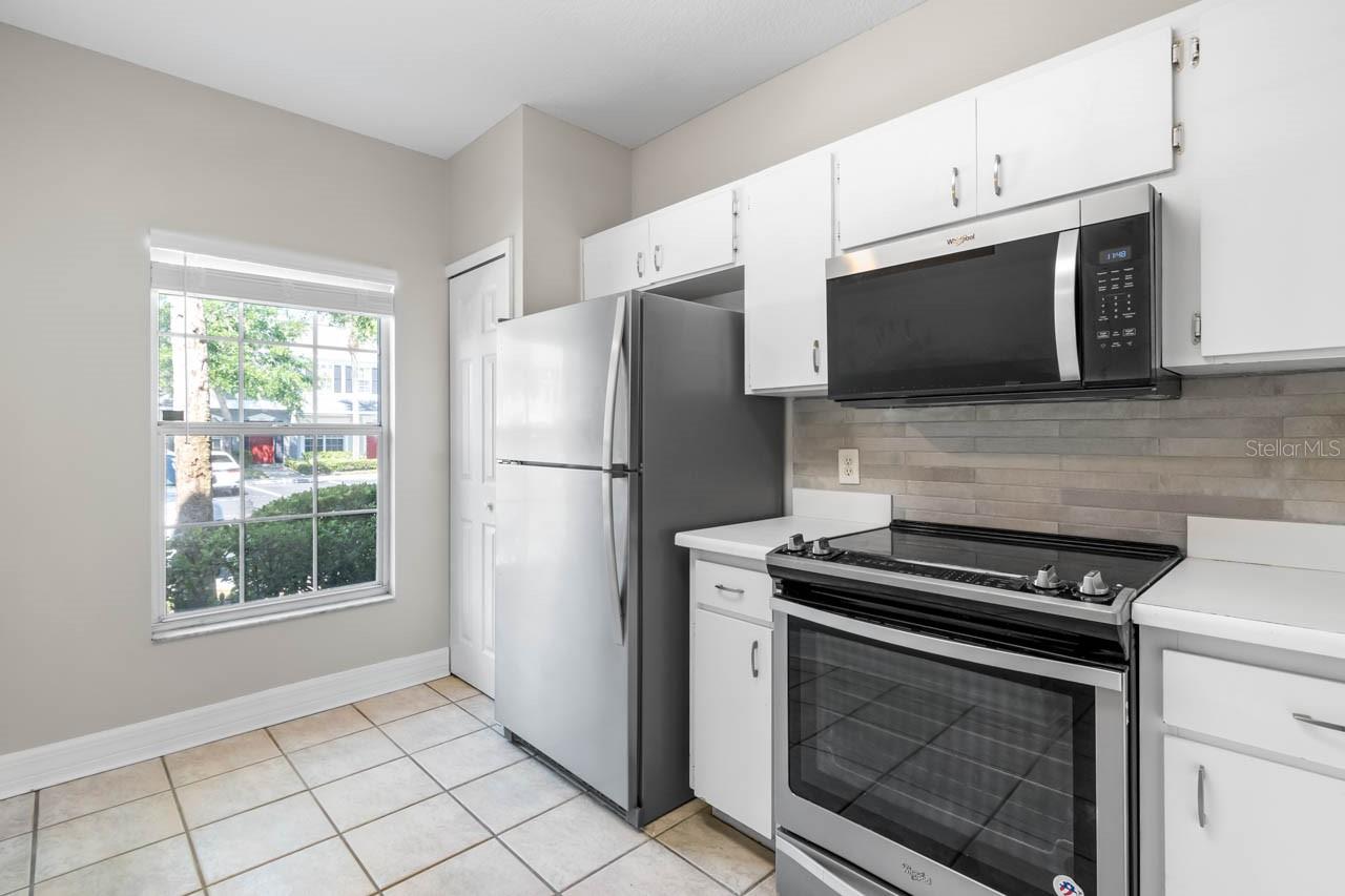 COUNTRYSIDE KEY - Residential