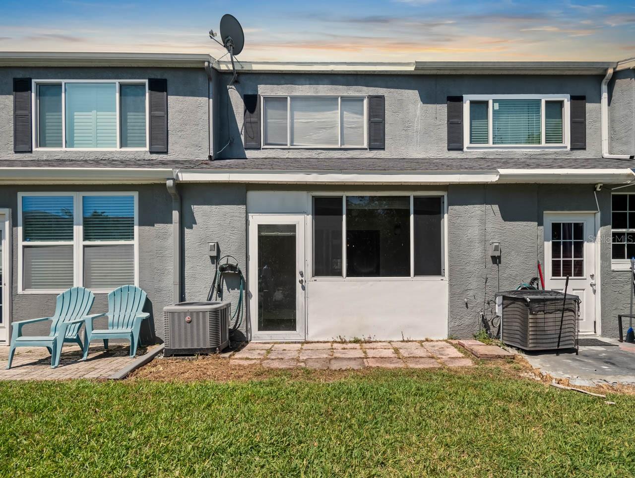 COUNTRYSIDE KEY - Residential