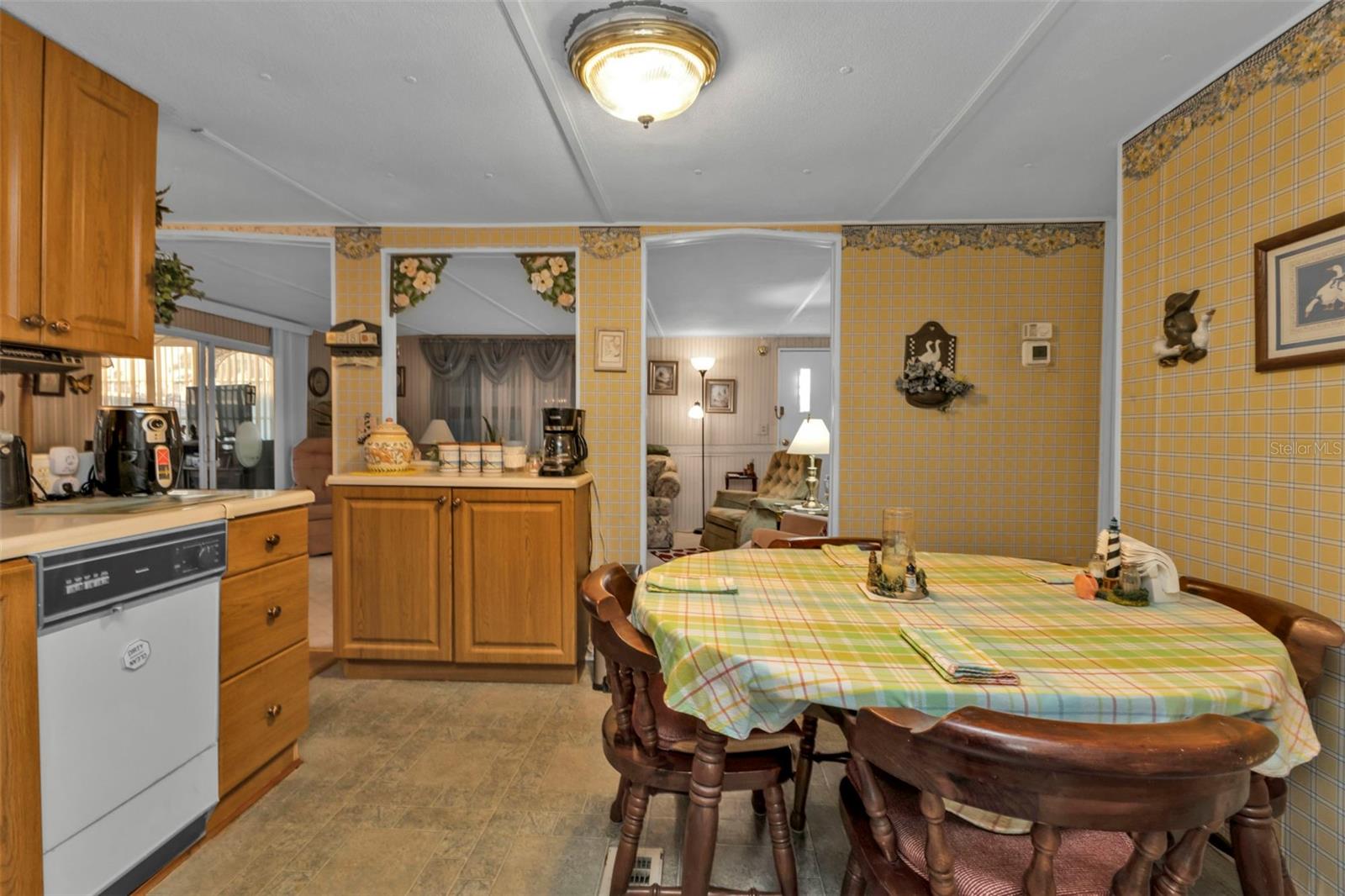 RIVER HAVEN MOB HME PARK - Residential