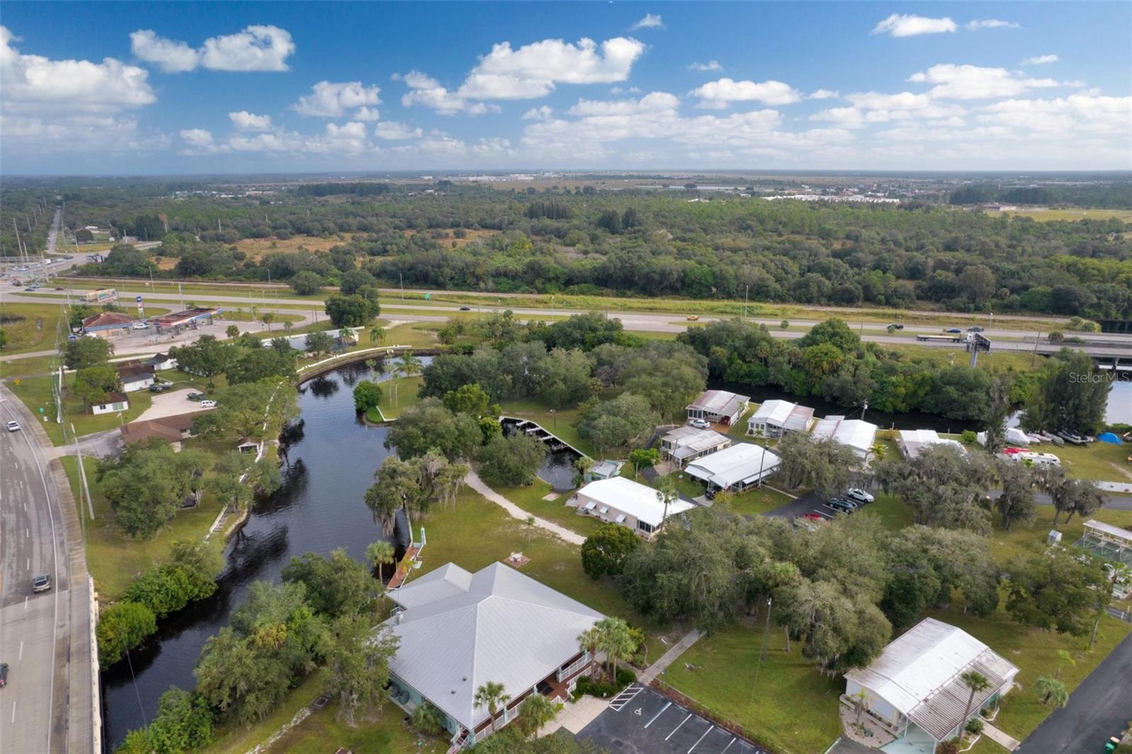 RIVER HAVEN MOB HME PARK - Residential