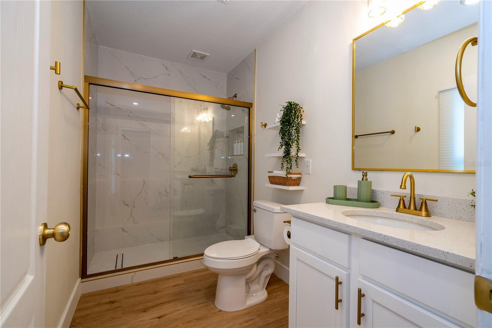 4871 CORAL CASTLE DRIVE