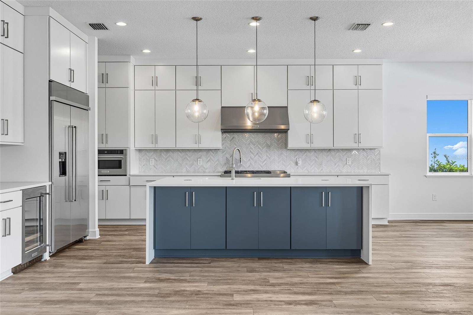 9226 SANTORINI DRIVE