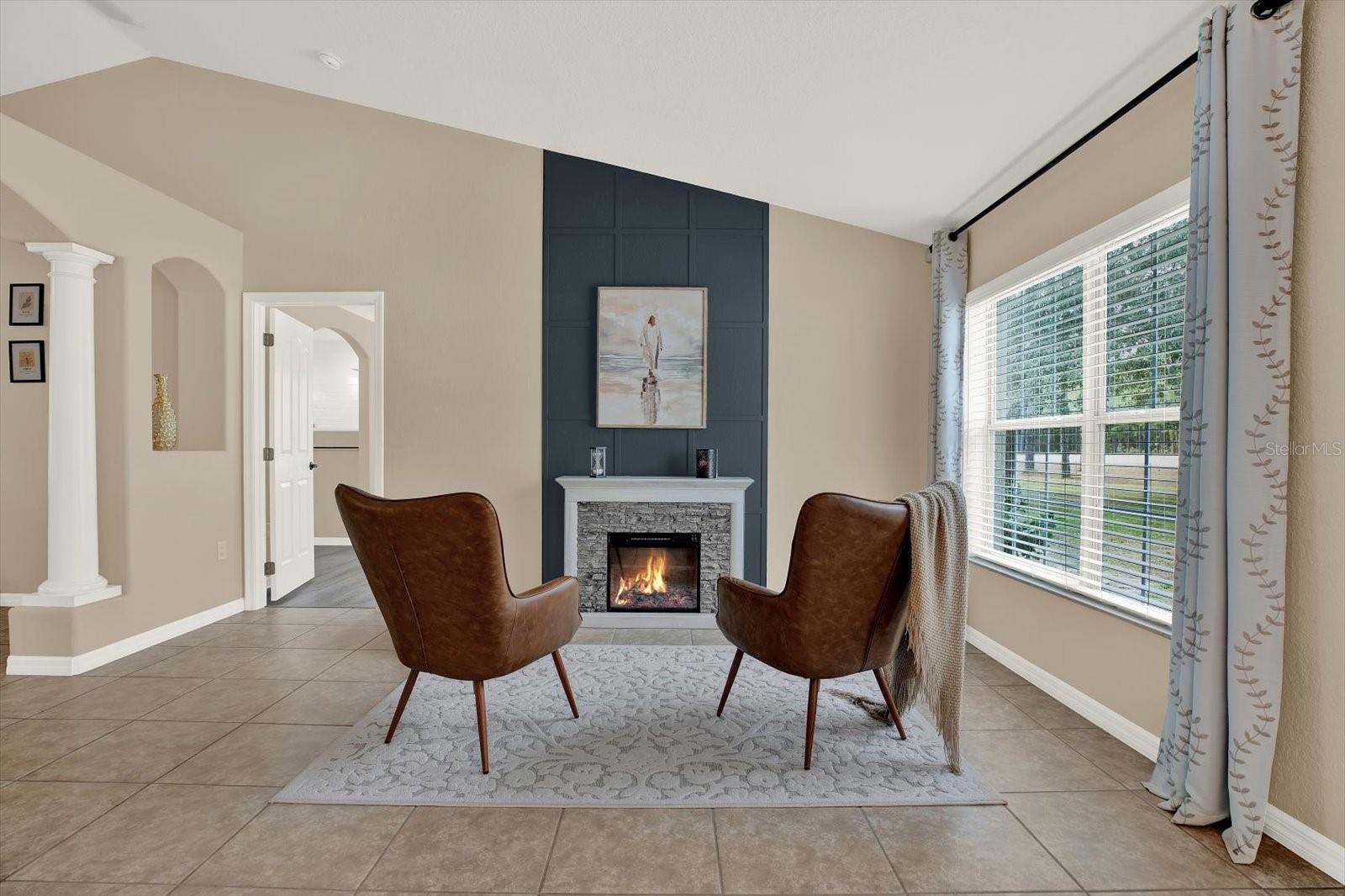 ROYAL HIGHLANDS - Residential