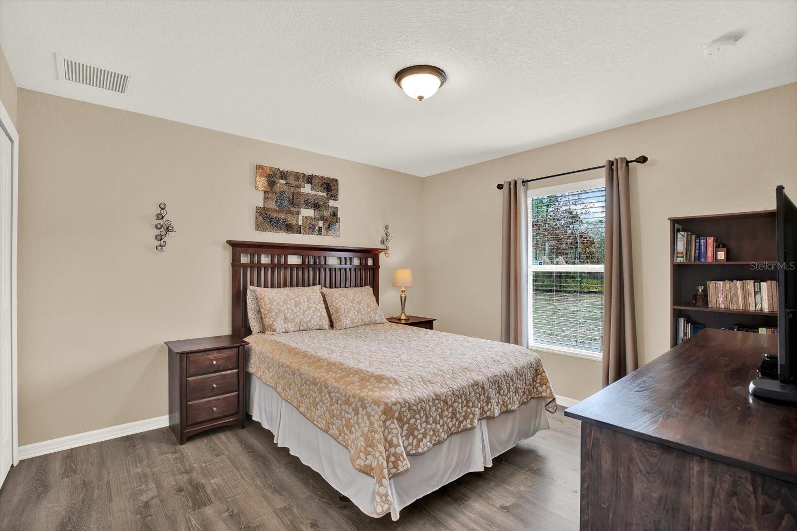 ROYAL HIGHLANDS - Residential