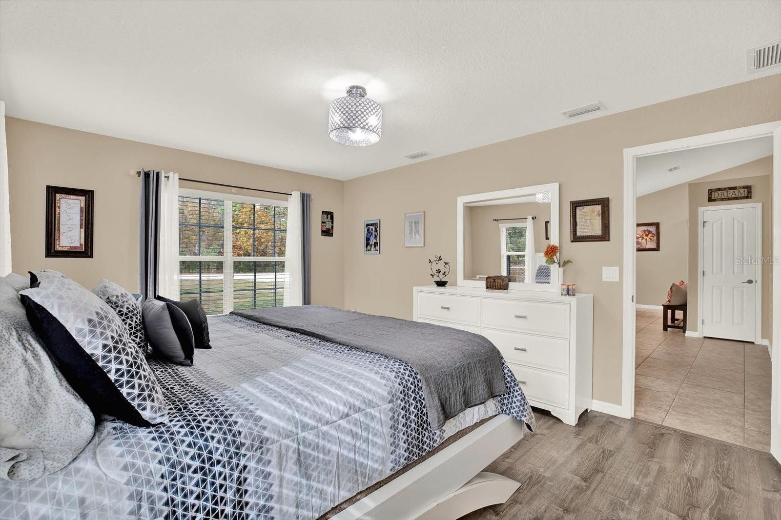 ROYAL HIGHLANDS - Residential