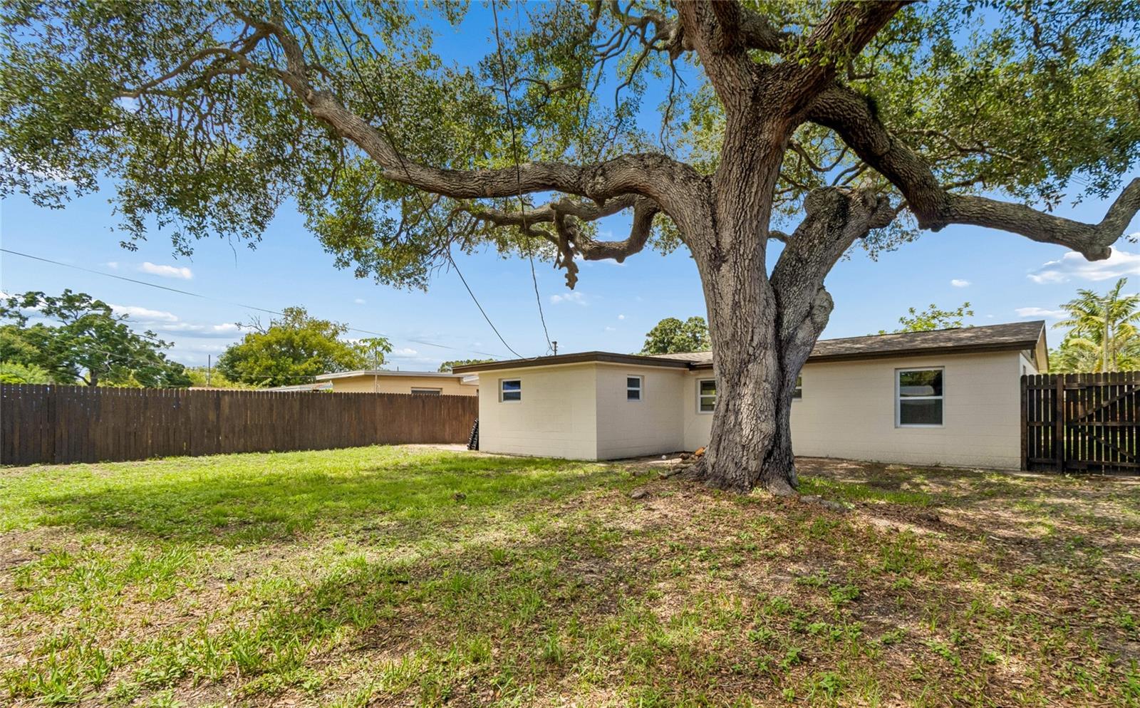 NORTH PARK RIDGE - Residential