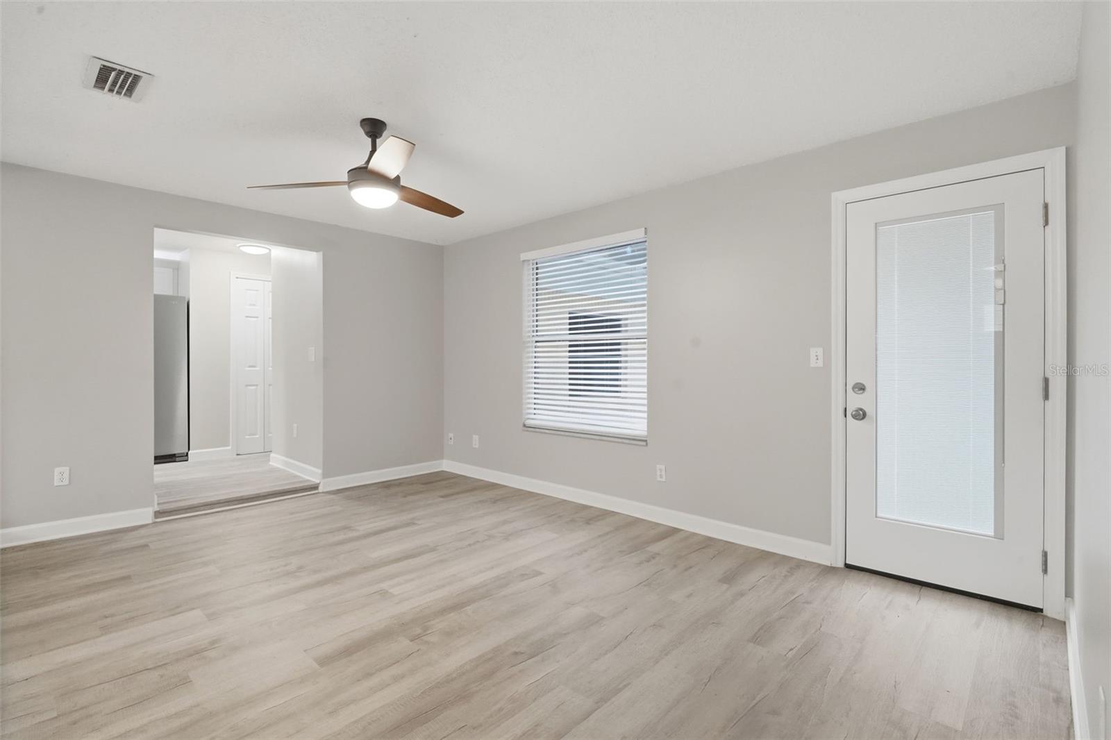 SHADY OAKS - Residential