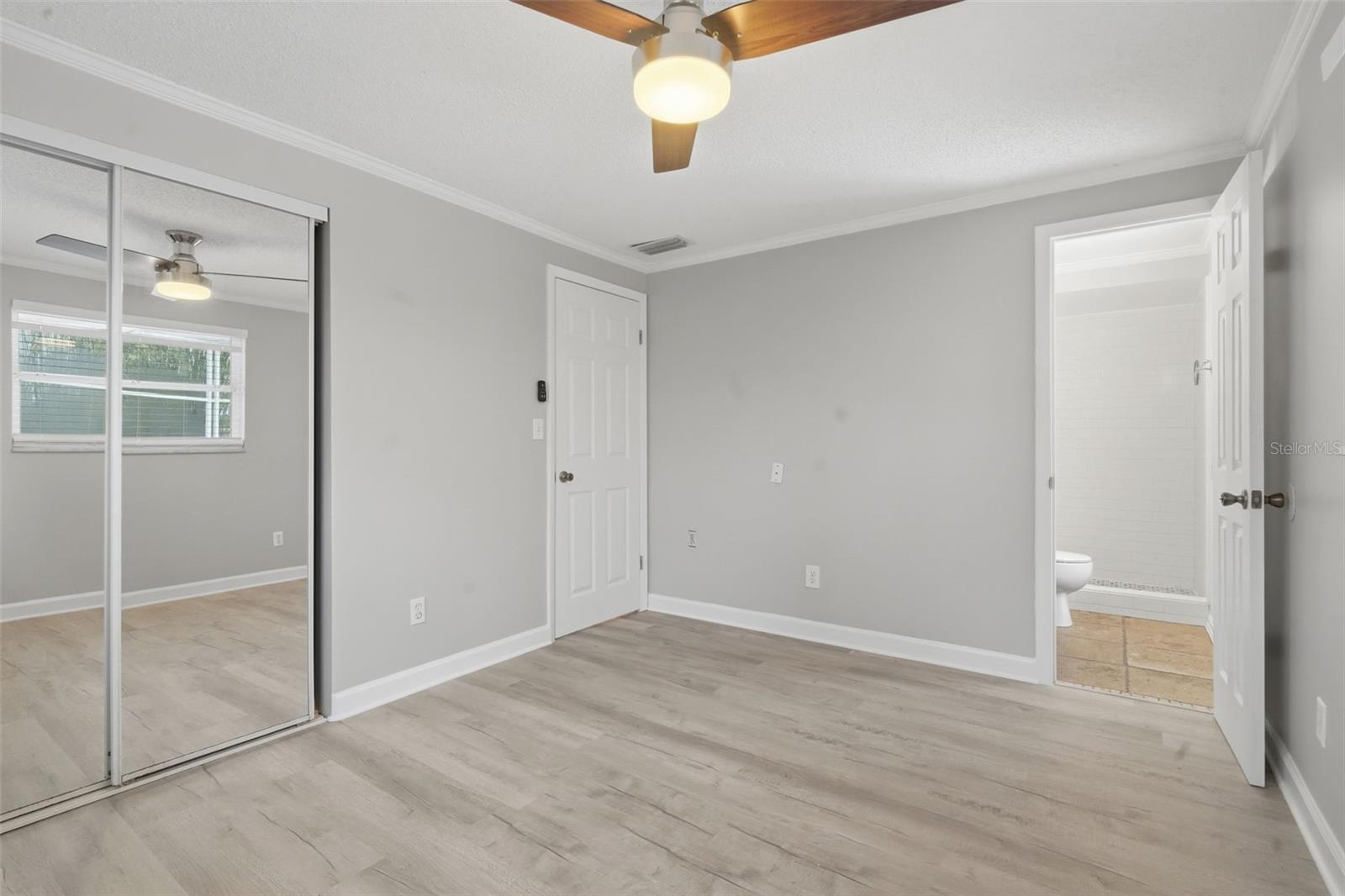 SHADY OAKS - Residential