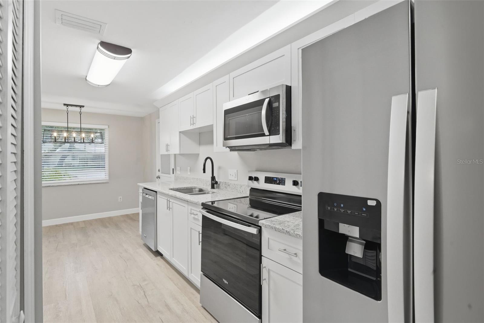 SHADY OAKS - Residential