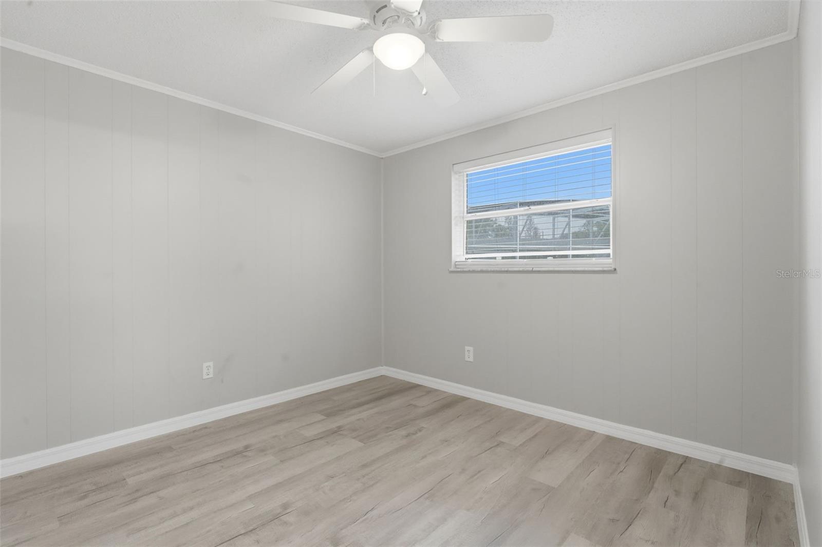 SHADY OAKS - Residential