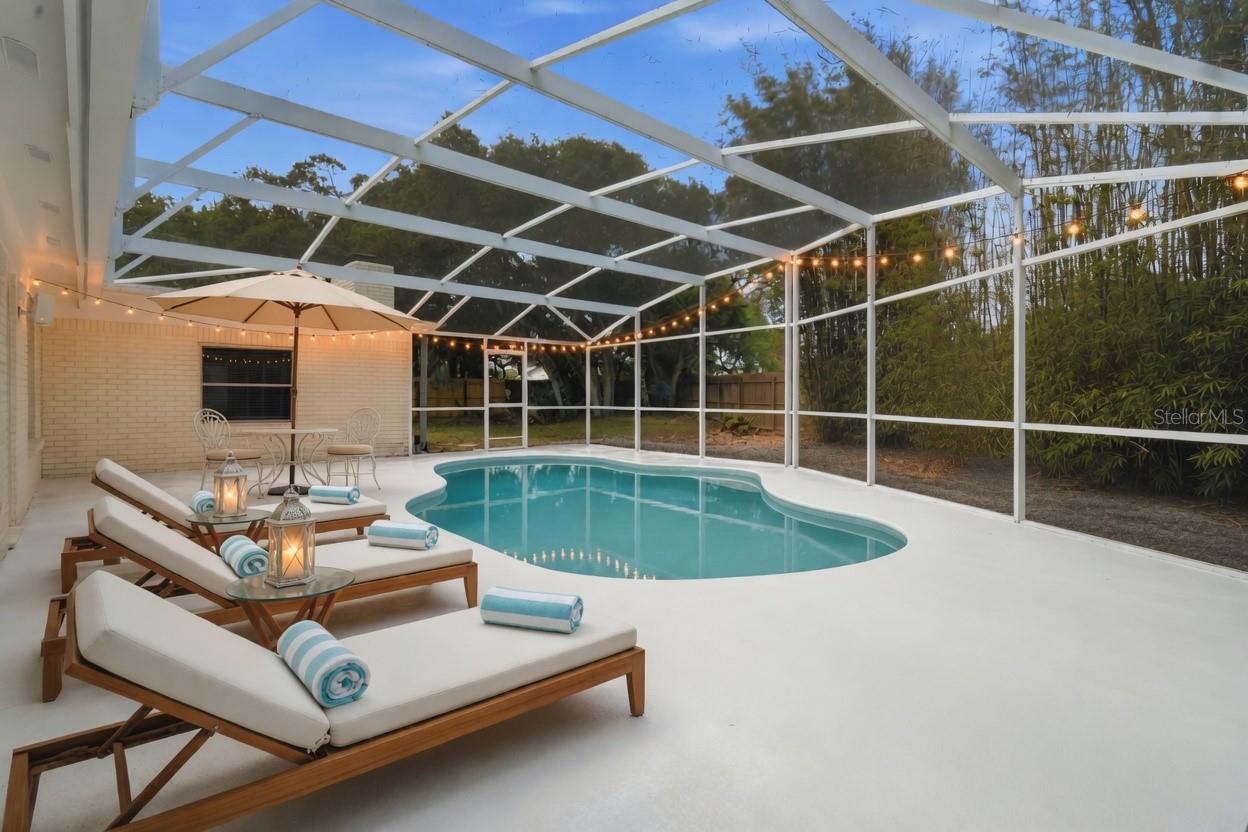 SHADY OAKS - Residential