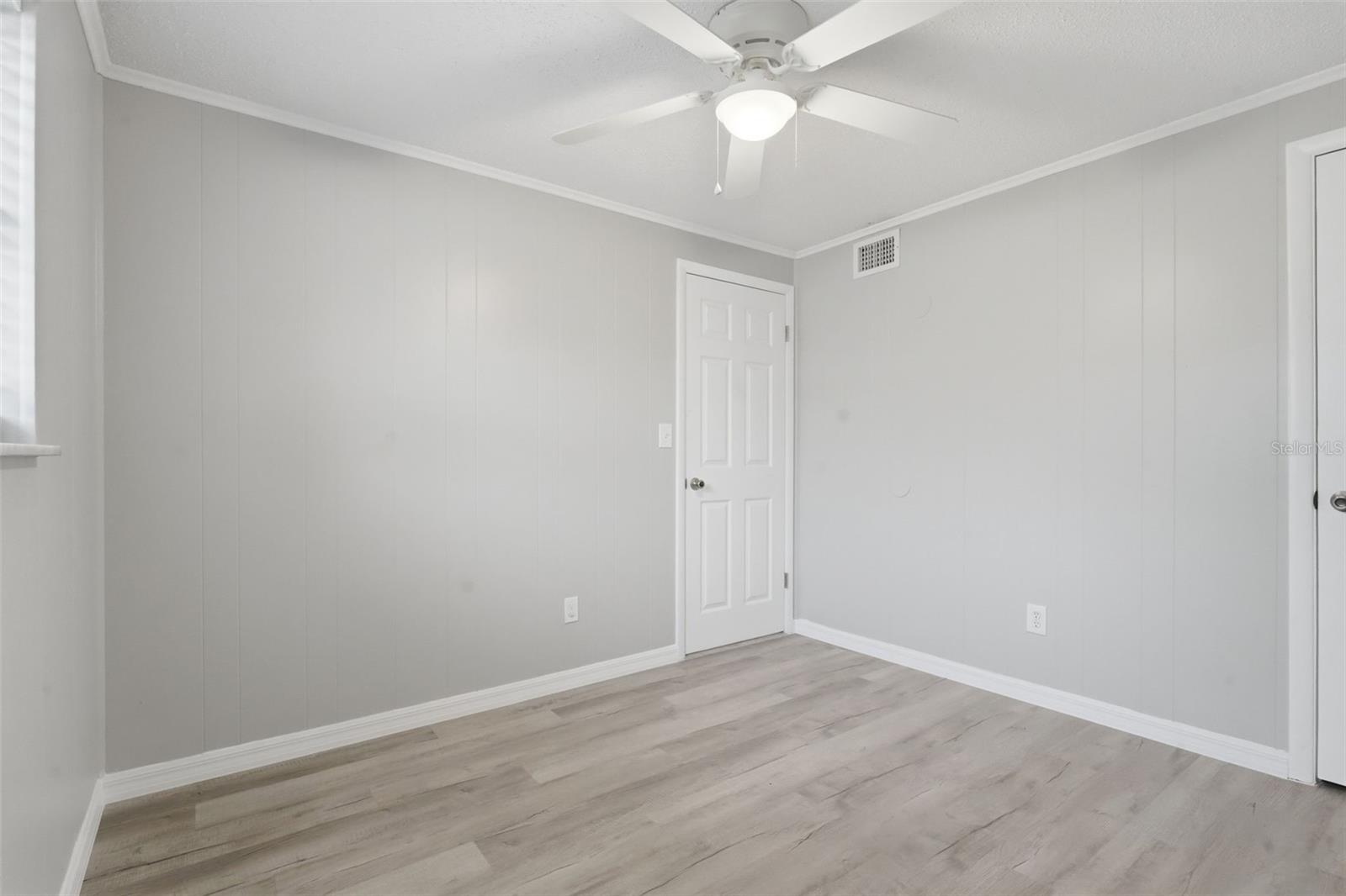 SHADY OAKS - Residential