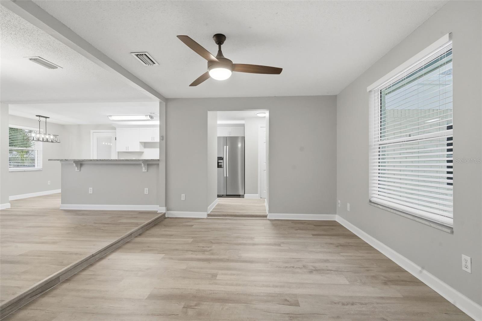 SHADY OAKS - Residential