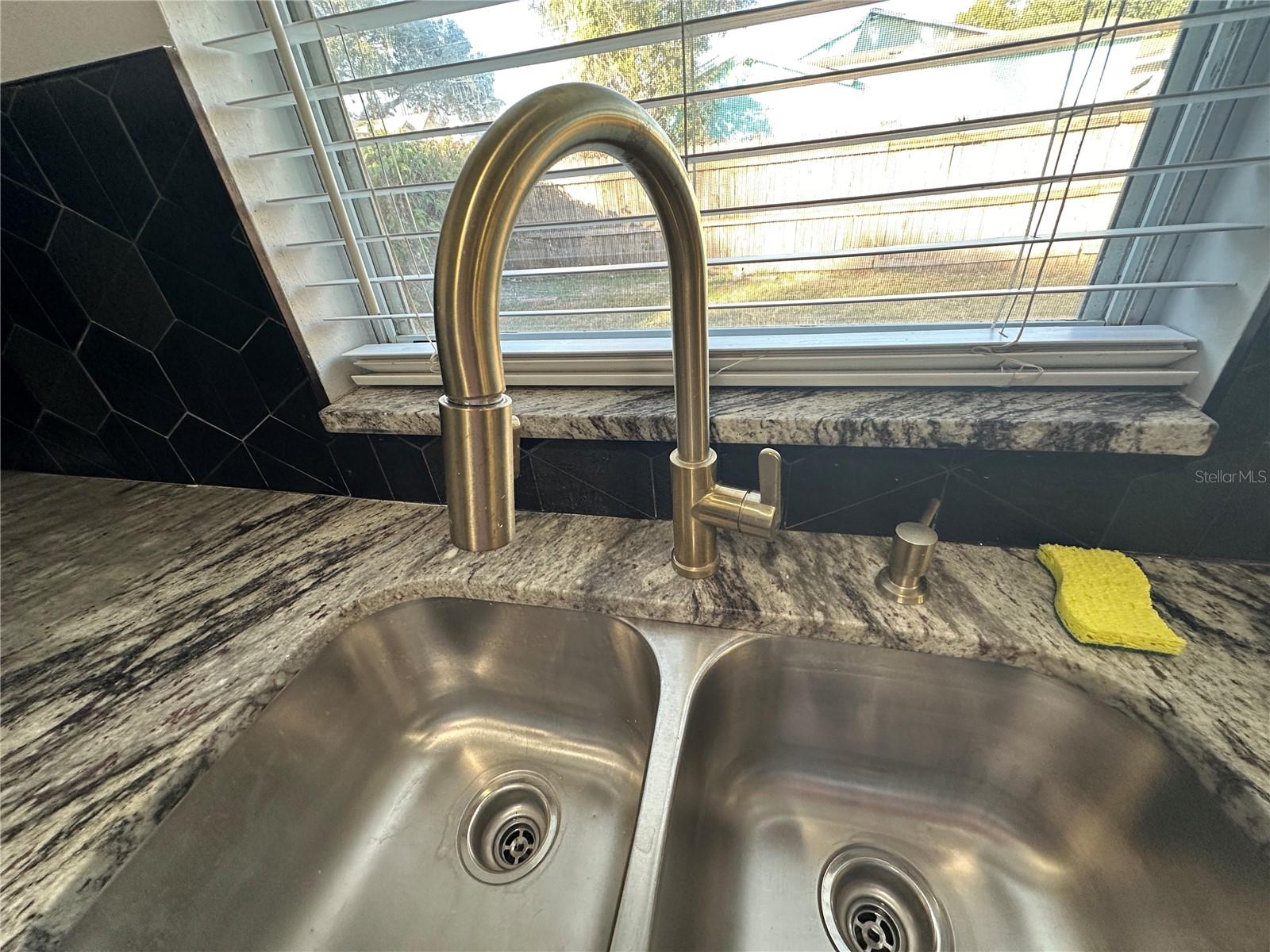 EAST TAMPA BLOCKS 1 TO 40 - Residential Income