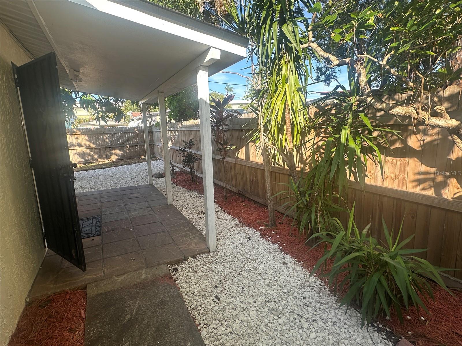 EAST TAMPA BLOCKS 1 TO 40 - Residential Income