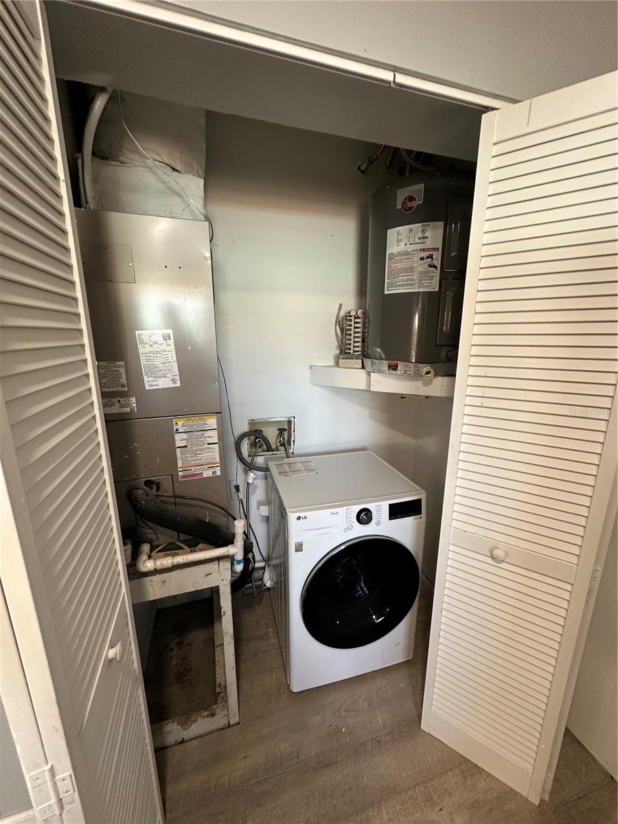 EAST TAMPA BLOCKS 1 TO 40 - Residential Income