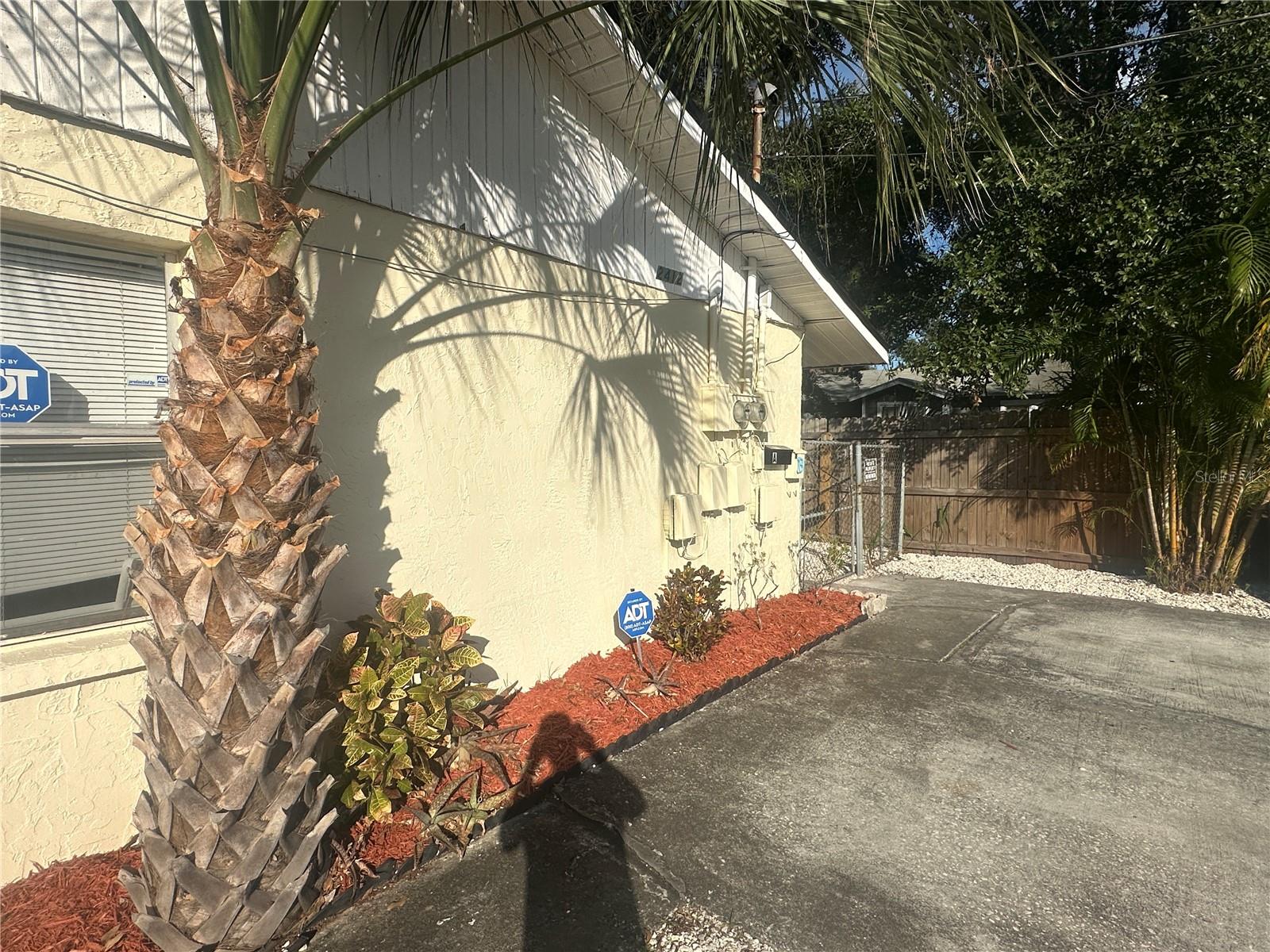 EAST TAMPA BLOCKS 1 TO 40 - Residential Income