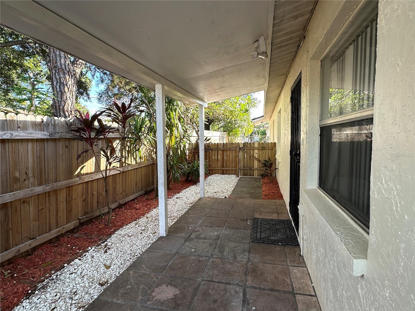 EAST TAMPA BLOCKS 1 TO 40 - Residential Income