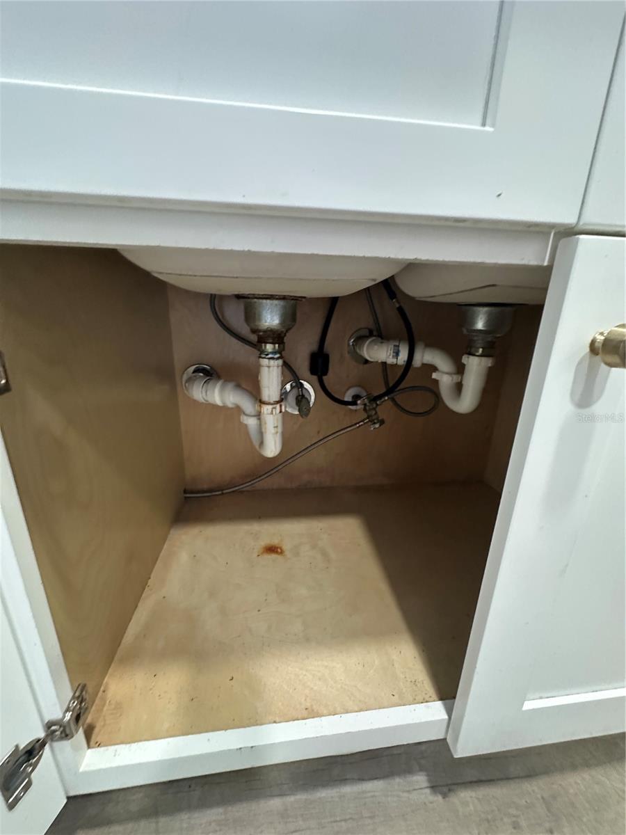 EAST TAMPA BLOCKS 1 TO 40 - Residential Income